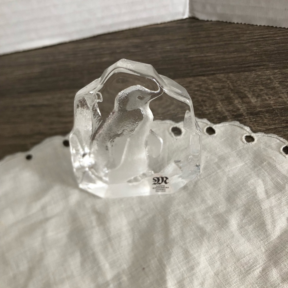 Mats Jonasson Clear Crystal Penguin Paperweight